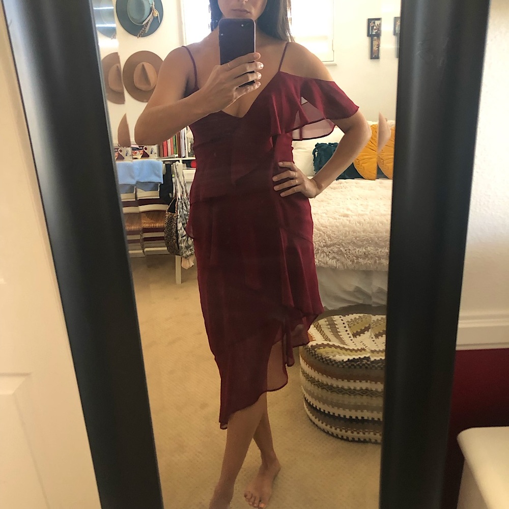 Ruffle Midi Dress 💃🏾